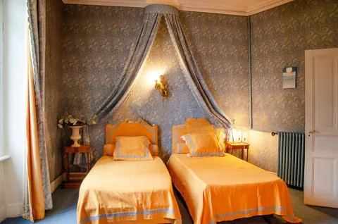 Chambre aux lits jumeaux
